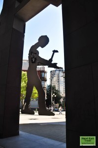 Hammering Man