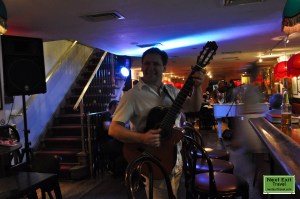 Russian Samovar, live music